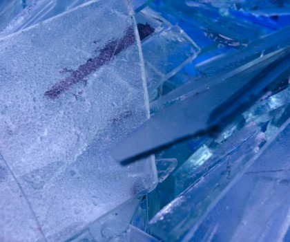 壊れたお風呂の扉を修理する方法は 時期が来たら交換しよう 生活110番